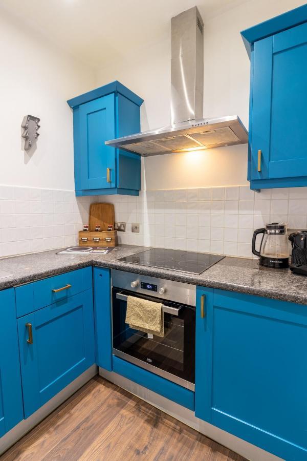 Spacious And Light Flat In Clapham Лондон Екстер'єр фото