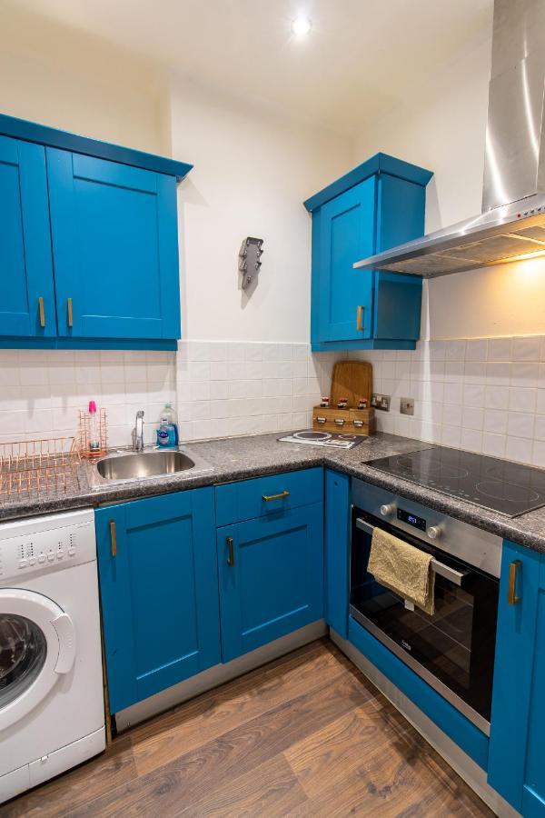 Spacious And Light Flat In Clapham Лондон Екстер'єр фото